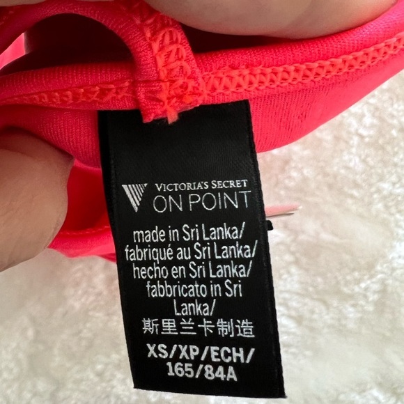 Victoria’s Secret On Point Top - Picture 3 of 4